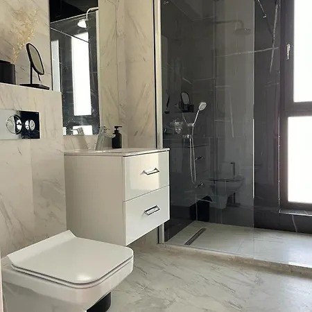 Shiba Apartman Mamaia